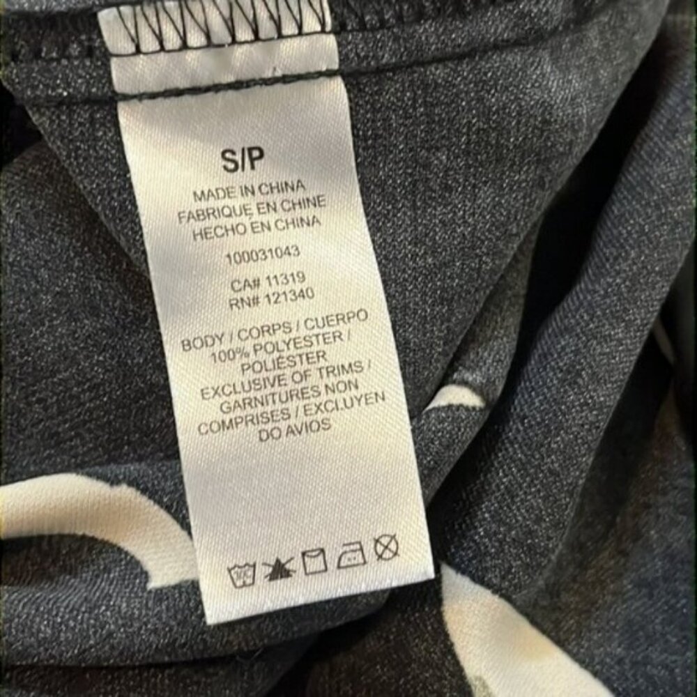 Off Shoulder Blouse - image 6